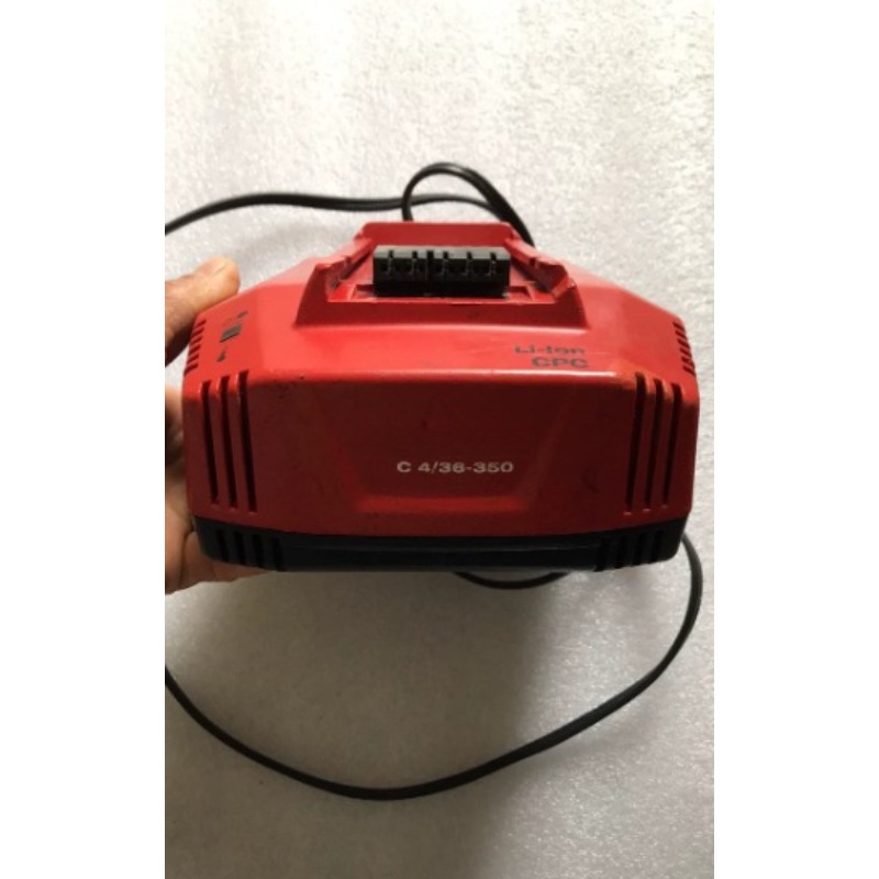 Chargeur rapide multi-tension  - Power Tools Toolstation avis et prix